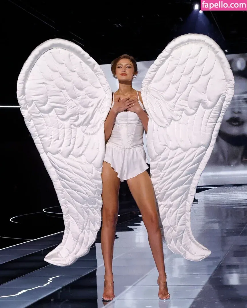 Gigi Hadid Onlyfans Photo Gallery 