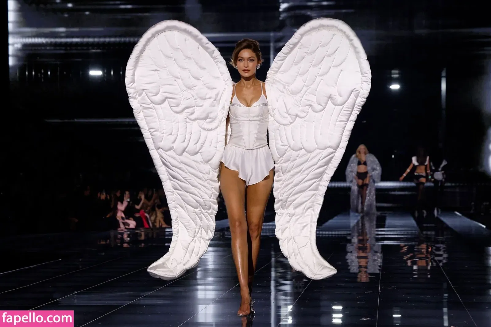 Gigi Hadid Onlyfans Photo Gallery 