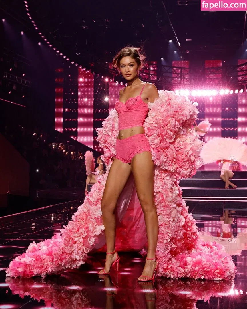 Gigi Hadid Onlyfans Photo Gallery 