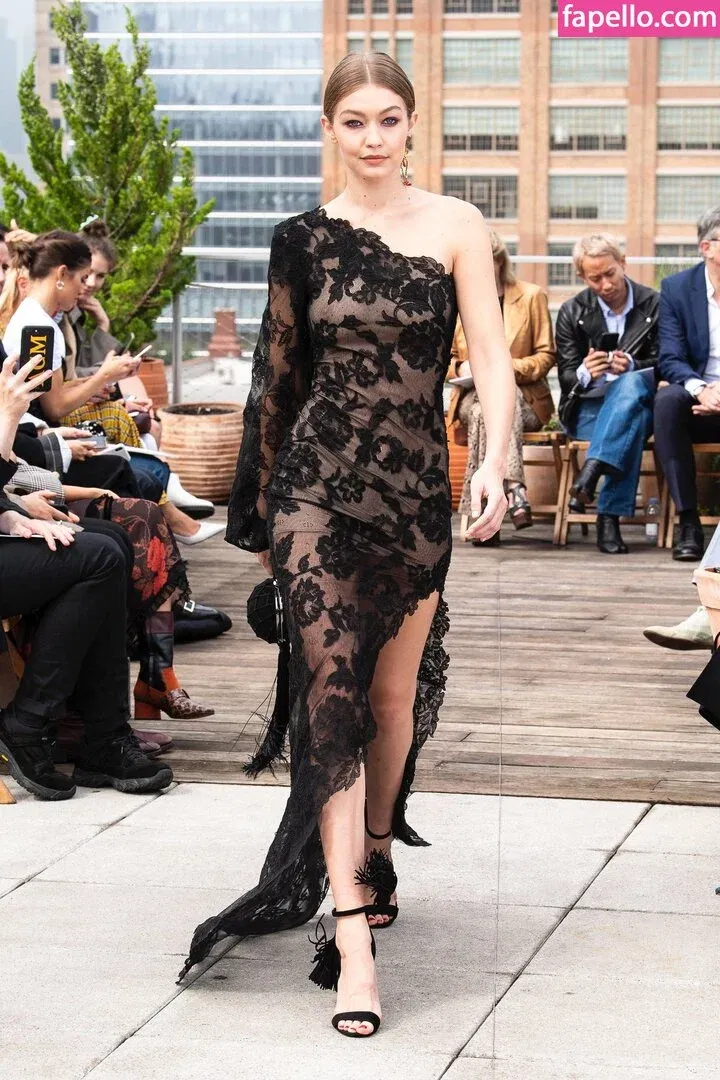 Gigi Hadid Onlyfans Photo Gallery 