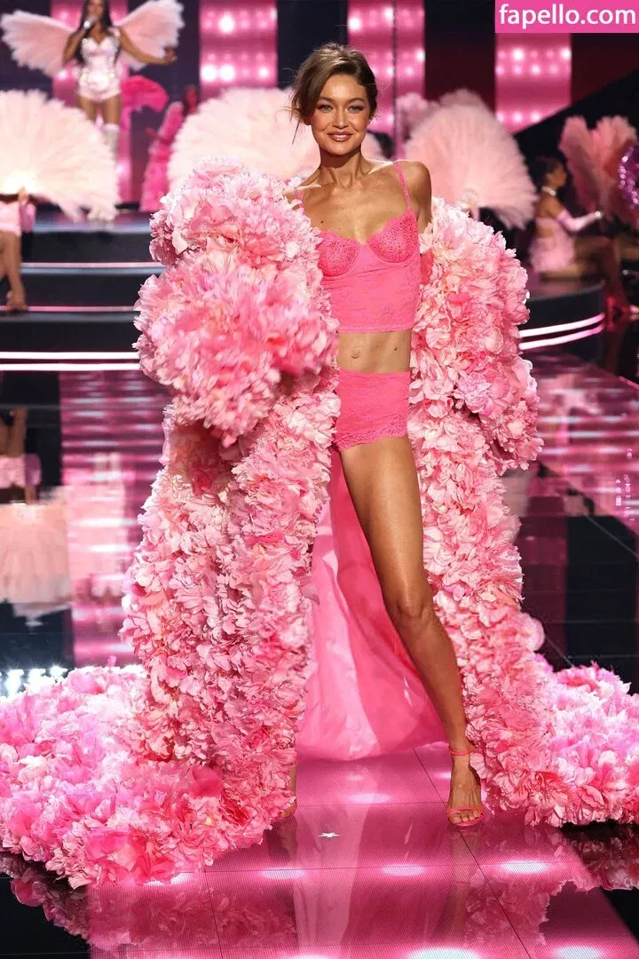 Gigi Hadid Onlyfans Photo Gallery 