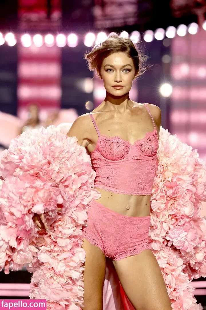 Gigi Hadid Onlyfans Photo Gallery 