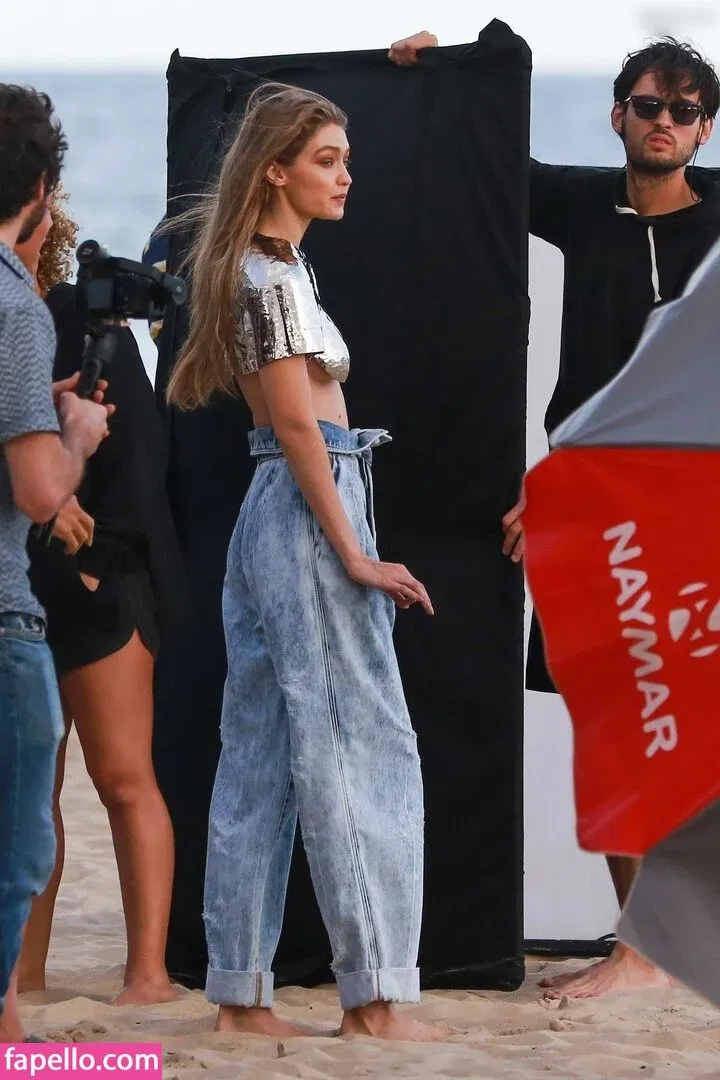 Gigi Hadid Onlyfans Photo Gallery 