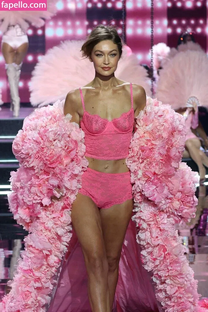 Gigi Hadid Onlyfans Photo Gallery 