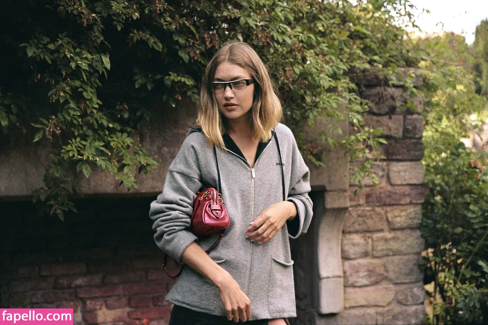 Gigi Hadid Onlyfans Photo Gallery 