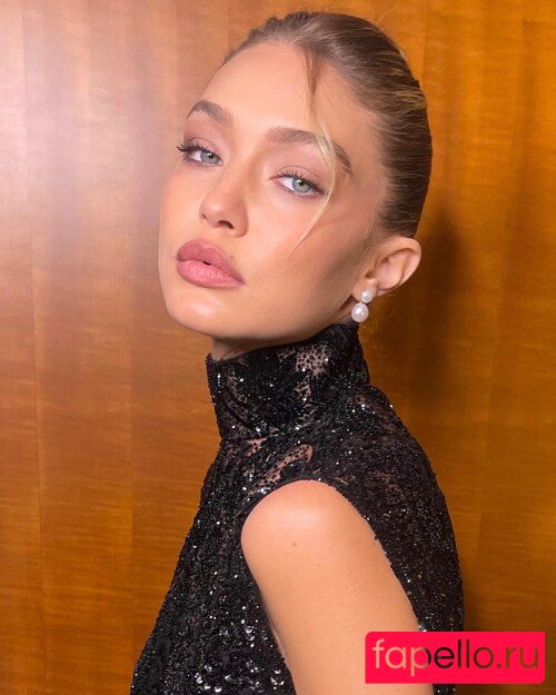 Gigi Hadid Nude Onlyfans Photo 406