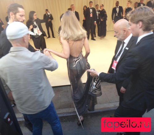 Gigi Hadid Nude Onlyfans Photo 8