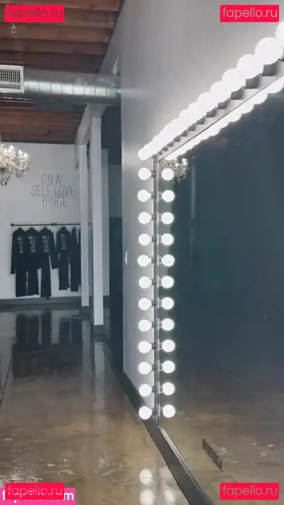 Paris Berelc Onlyfans Photo Gallery 