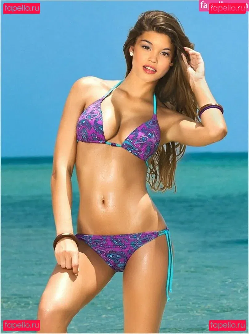 Paris Berelc Onlyfans Photo Gallery 