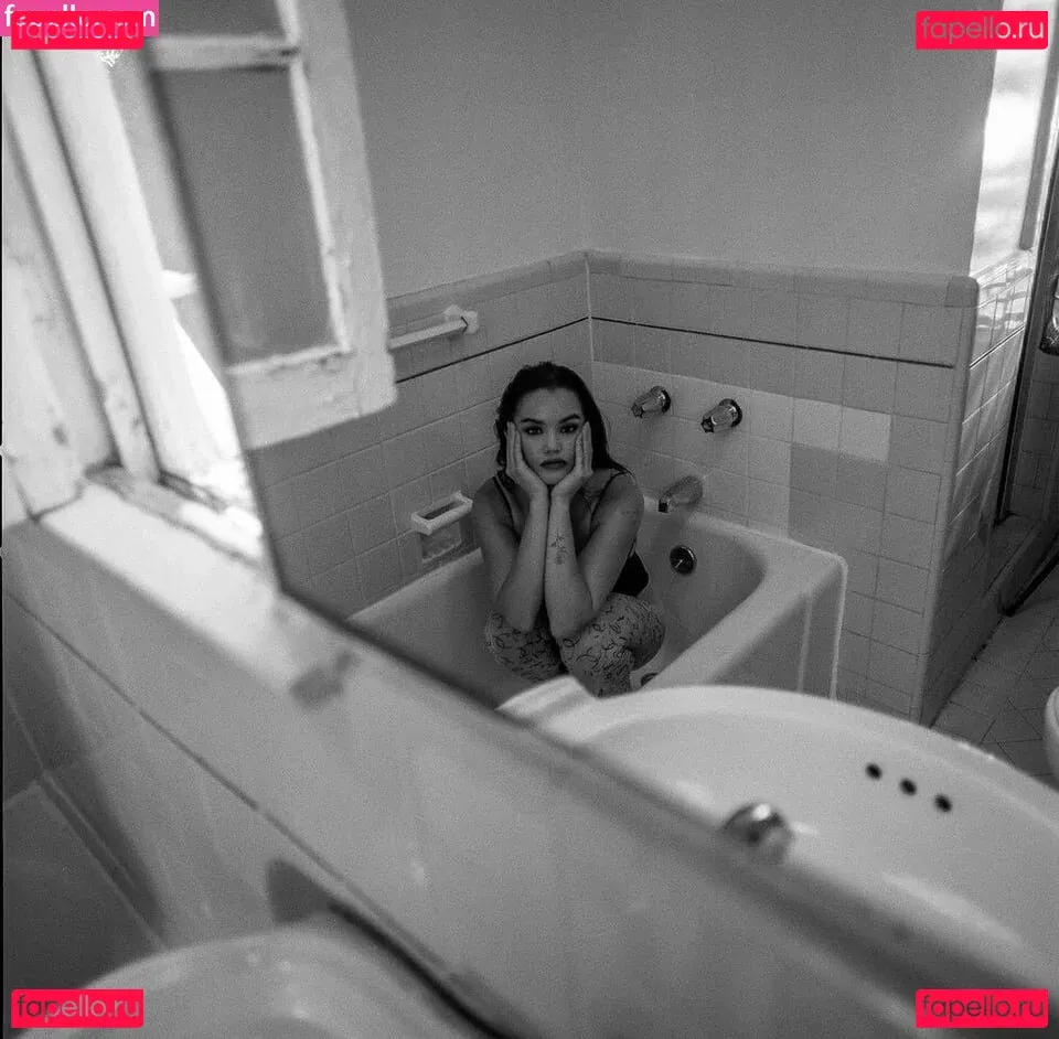 Paris Berelc Onlyfans Photo Gallery 