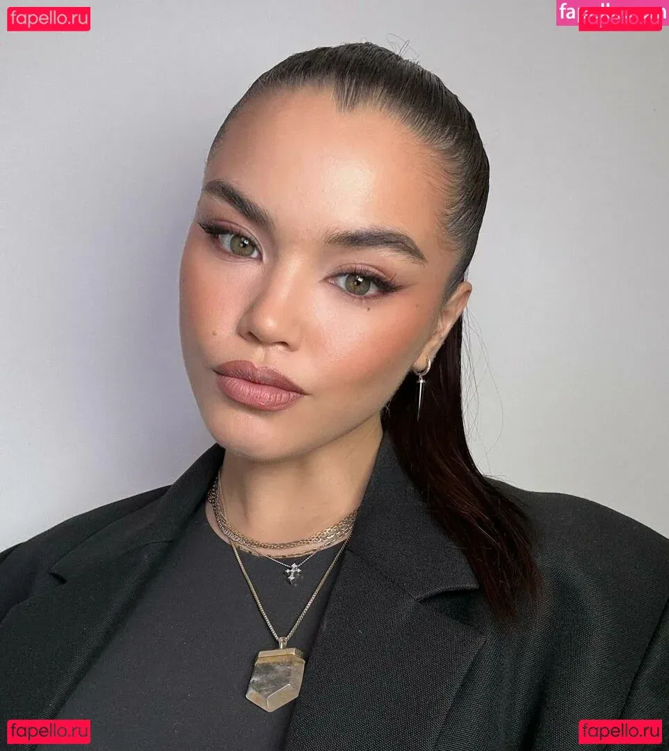 Paris Berelc Onlyfans Photo Gallery 