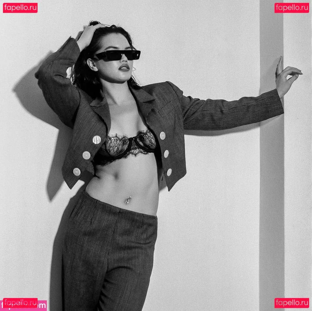 Paris Berelc Onlyfans Photo Gallery 