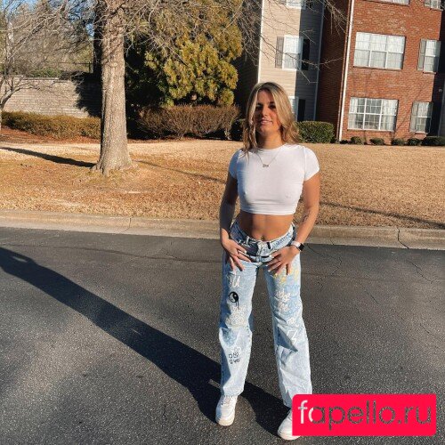 Tristin Lowe Onlyfans Photo Gallery 