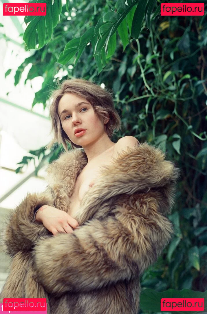 Lilbiii Sashatman Onlyfans Photo Gallery 