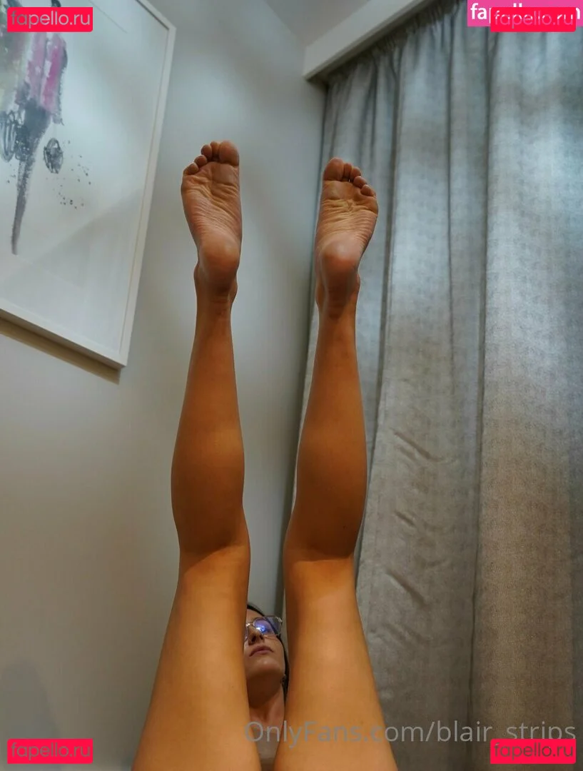 Blair_strips Onlyfans Photo Gallery 