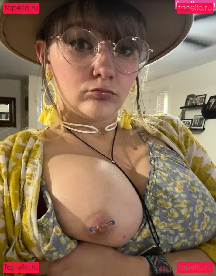 Nova Kyra Onlyfans Photo Gallery 