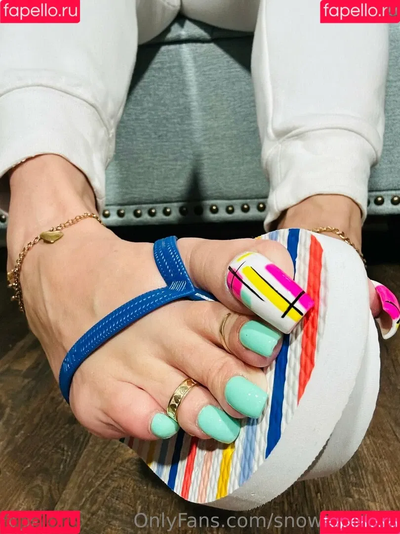 snowyarches Onlyfans Photo Gallery 