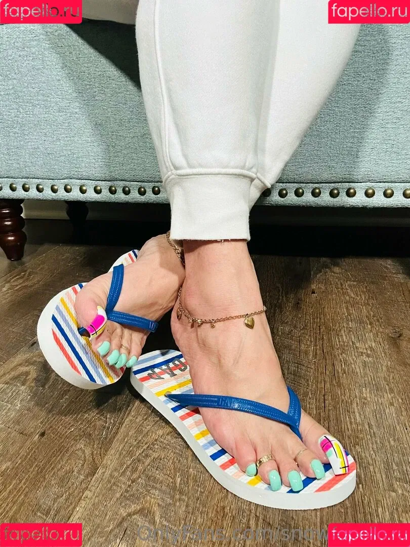 snowyarches Onlyfans Photo Gallery 