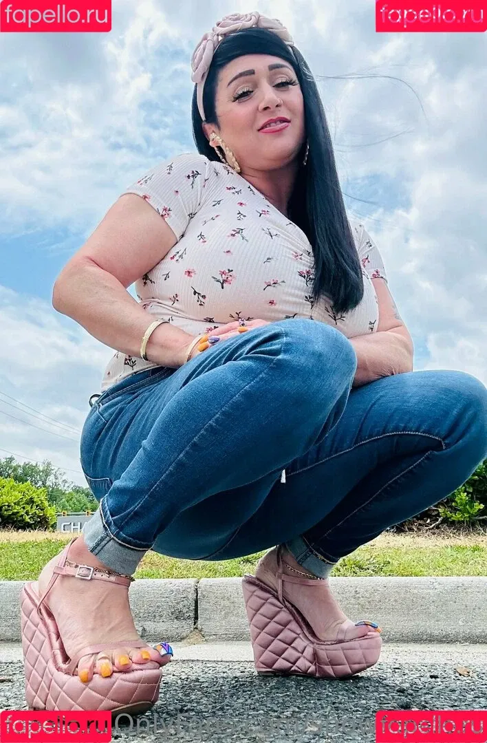 snowyarches Onlyfans Photo Gallery 