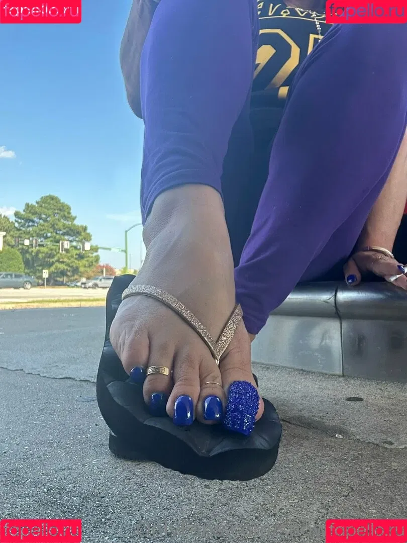 snowyarches Onlyfans Photo Gallery 