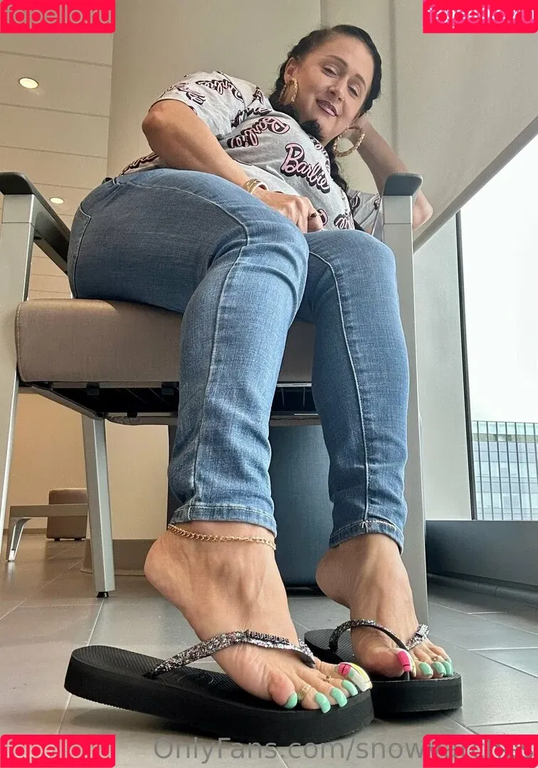 snowyarches Onlyfans Photo Gallery 