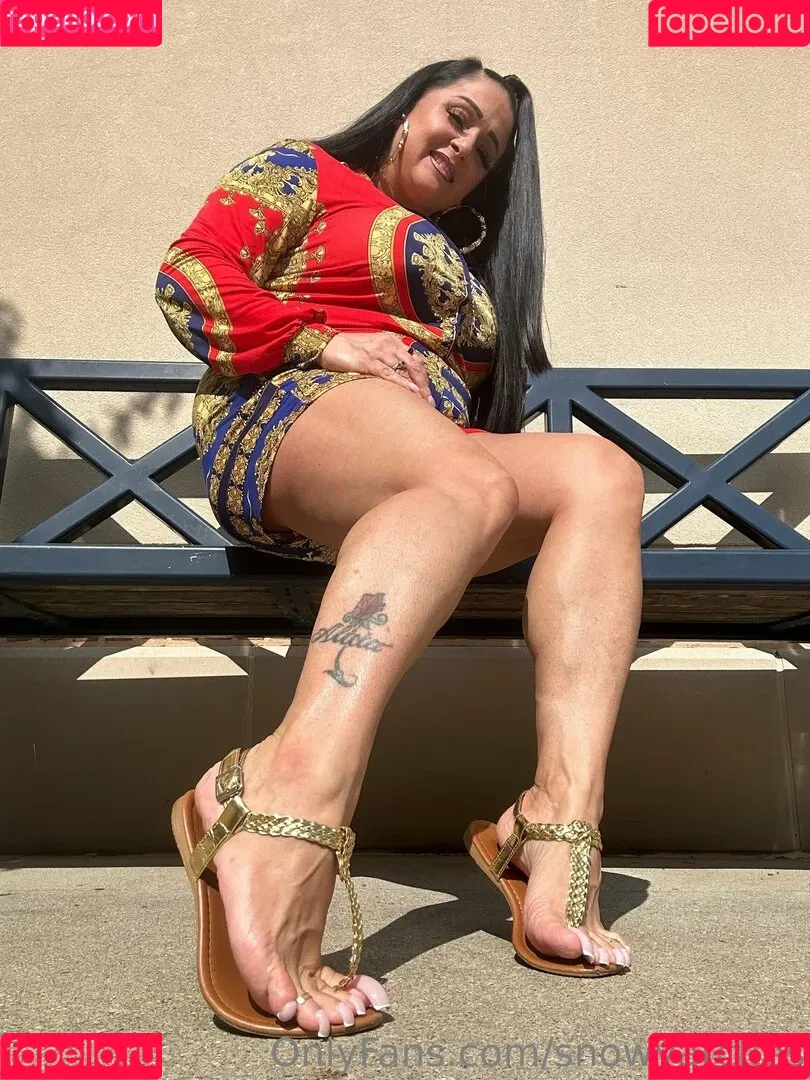 snowyarches Onlyfans Photo Gallery 