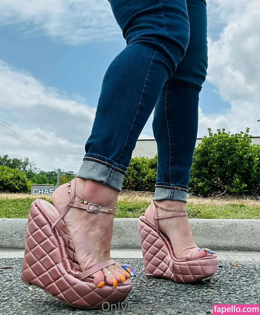 snowyarches Onlyfans Photo Gallery 