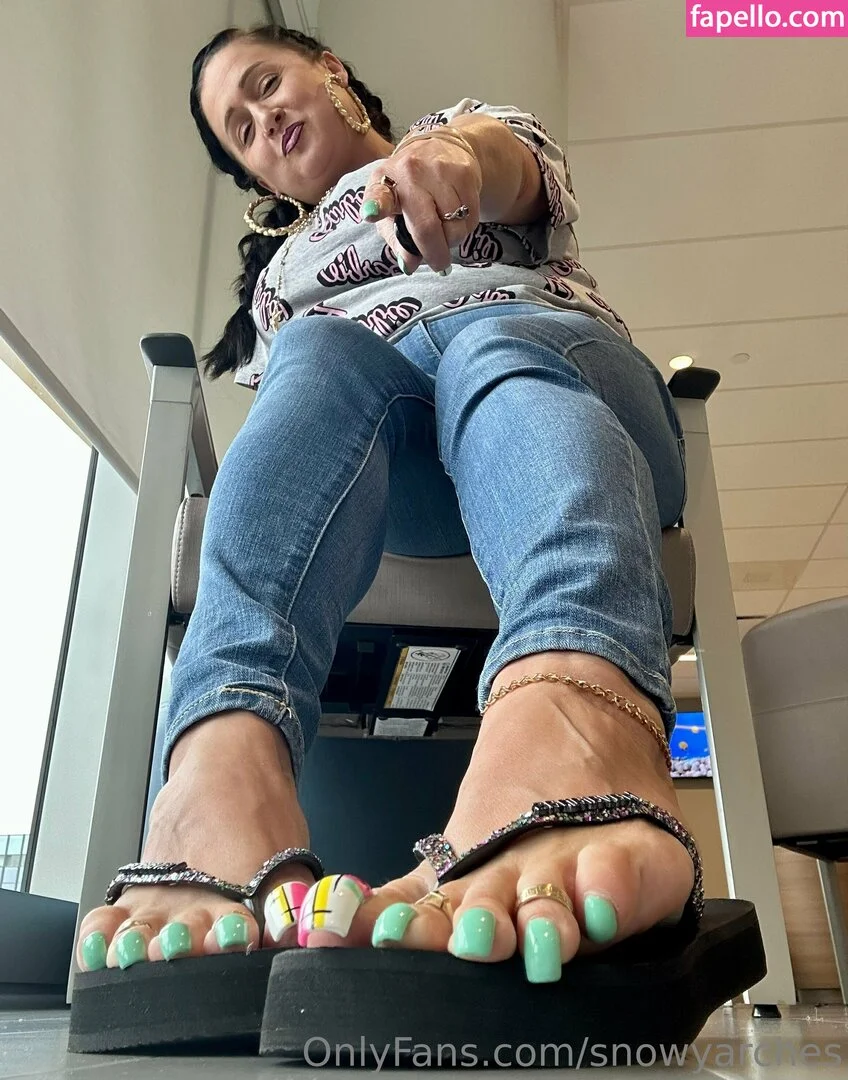 snowyarches Onlyfans Photo Gallery 