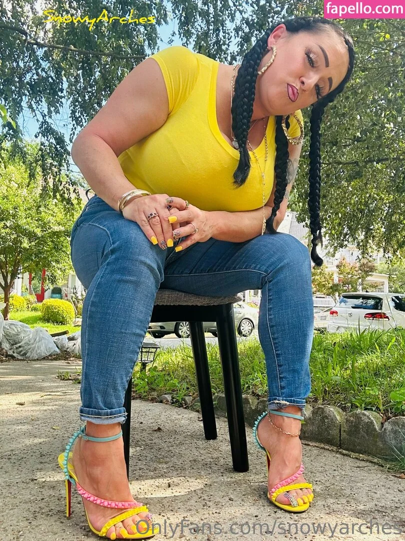 snowyarches Onlyfans Photo Gallery 