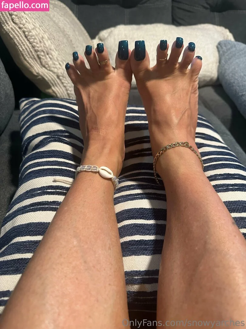 snowyarches Onlyfans Photo Gallery 