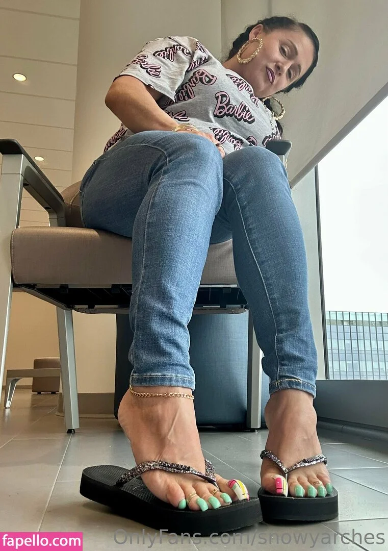 snowyarches Onlyfans Photo Gallery 