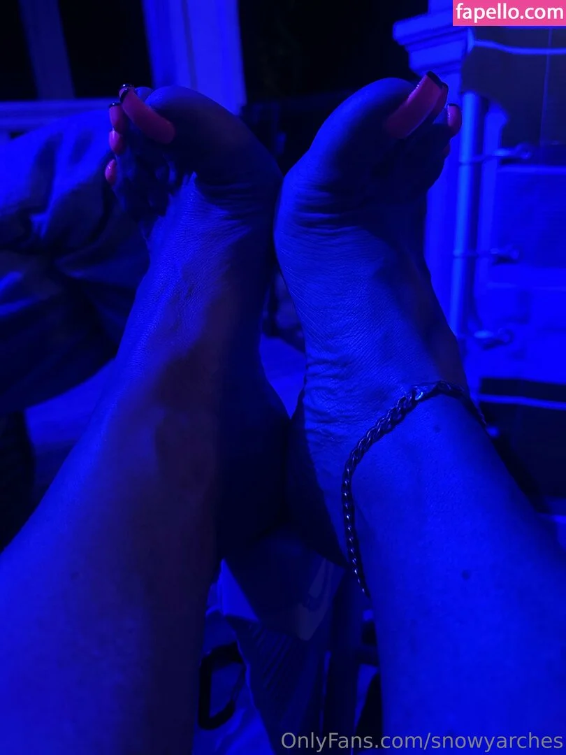 snowyarches Onlyfans Photo Gallery 