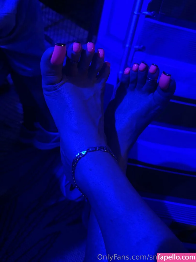 snowyarches Onlyfans Photo Gallery 