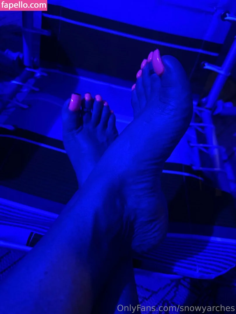 snowyarches Onlyfans Photo Gallery 