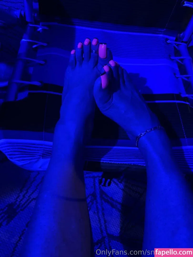 snowyarches Onlyfans Photo Gallery 