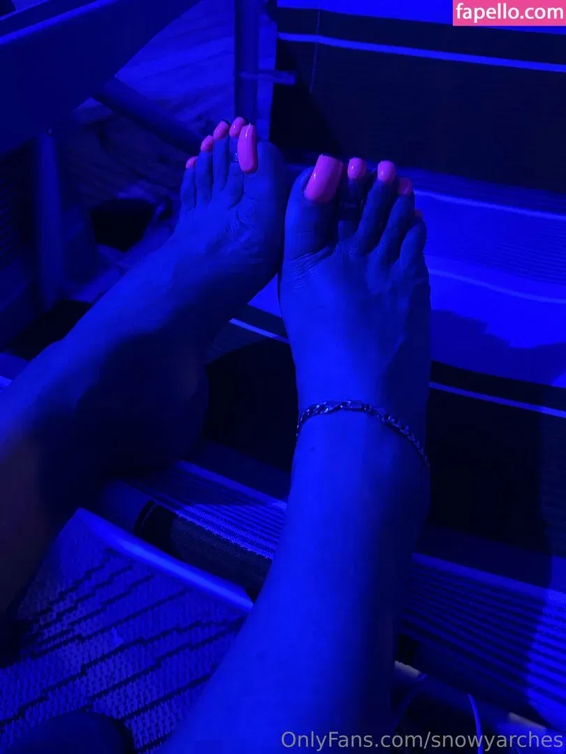 snowyarches Onlyfans Photo Gallery 