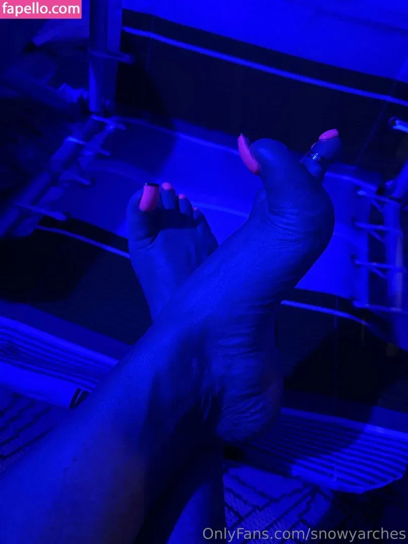 snowyarches Onlyfans Photo Gallery 