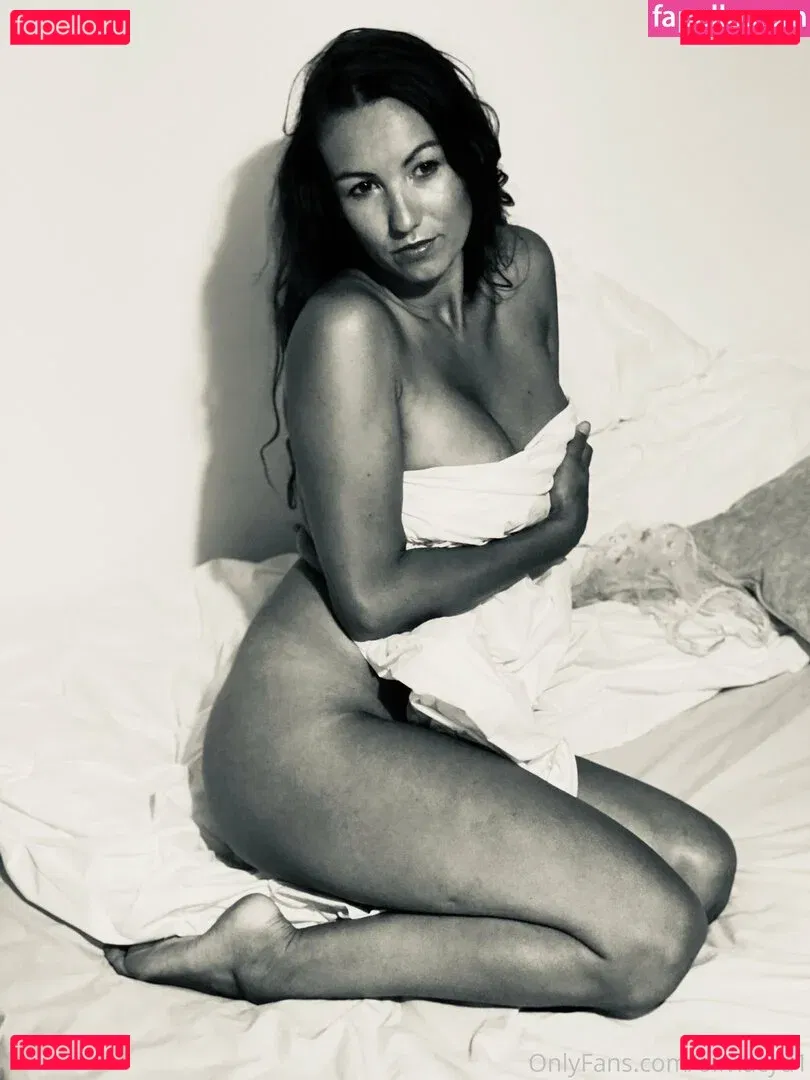 oliviacyd1 Onlyfans Photo Gallery 