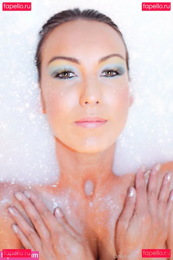 oliviacyd1 Onlyfans Photo Gallery 