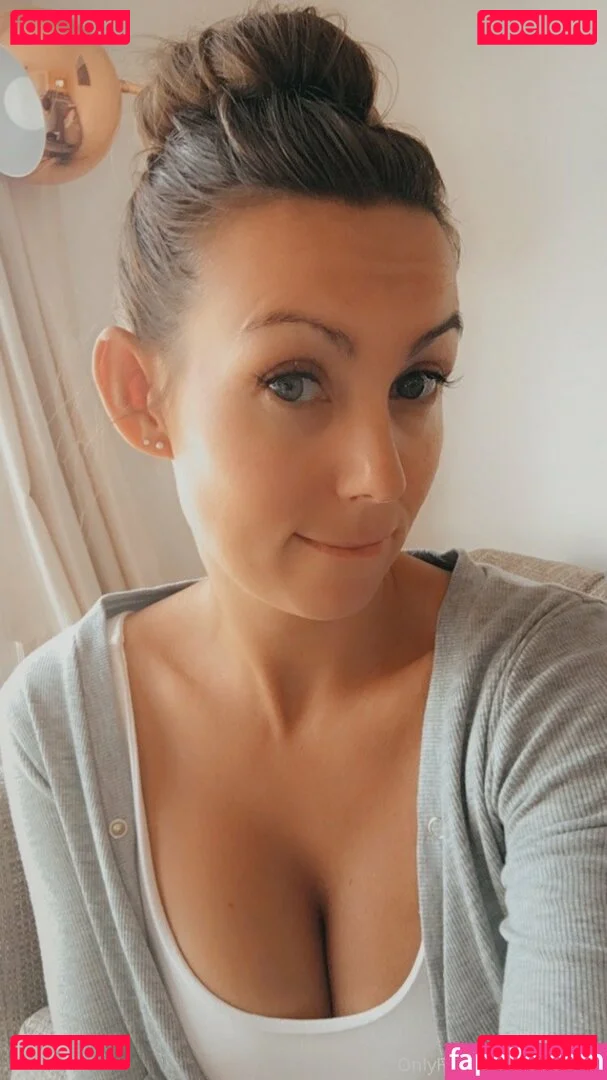 oliviacyd1 Onlyfans Photo Gallery 