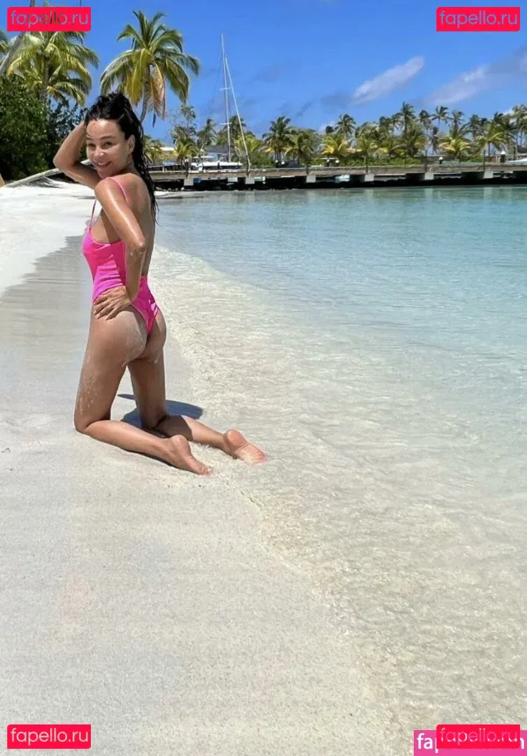 Petitey Onlyfans Photo Gallery 