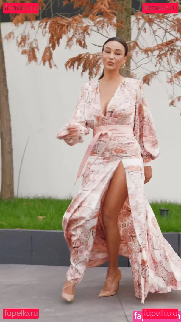 Petitey Onlyfans Photo Gallery 