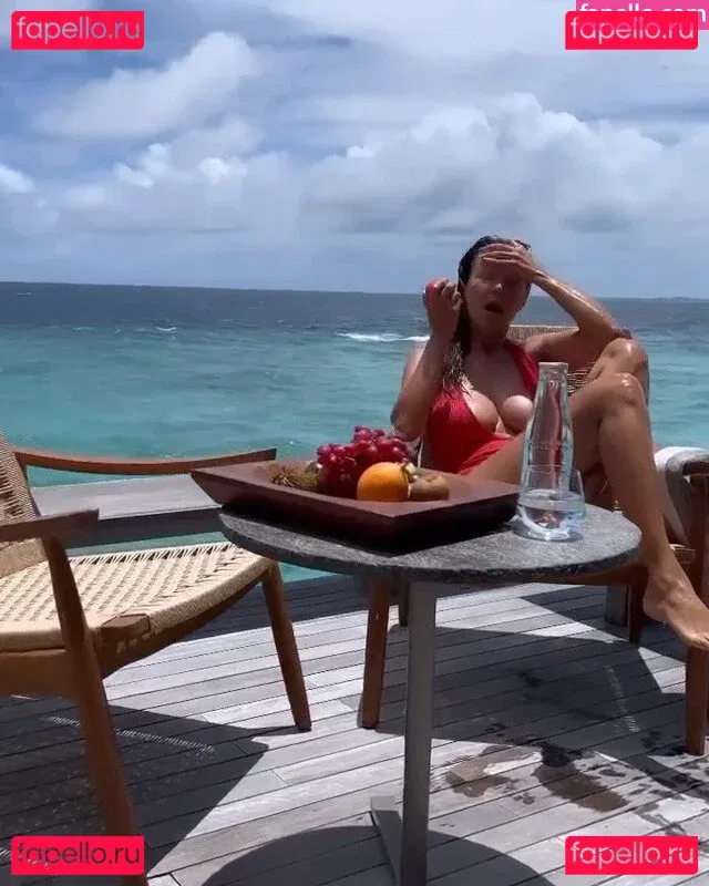 Petitey Onlyfans Photo Gallery 