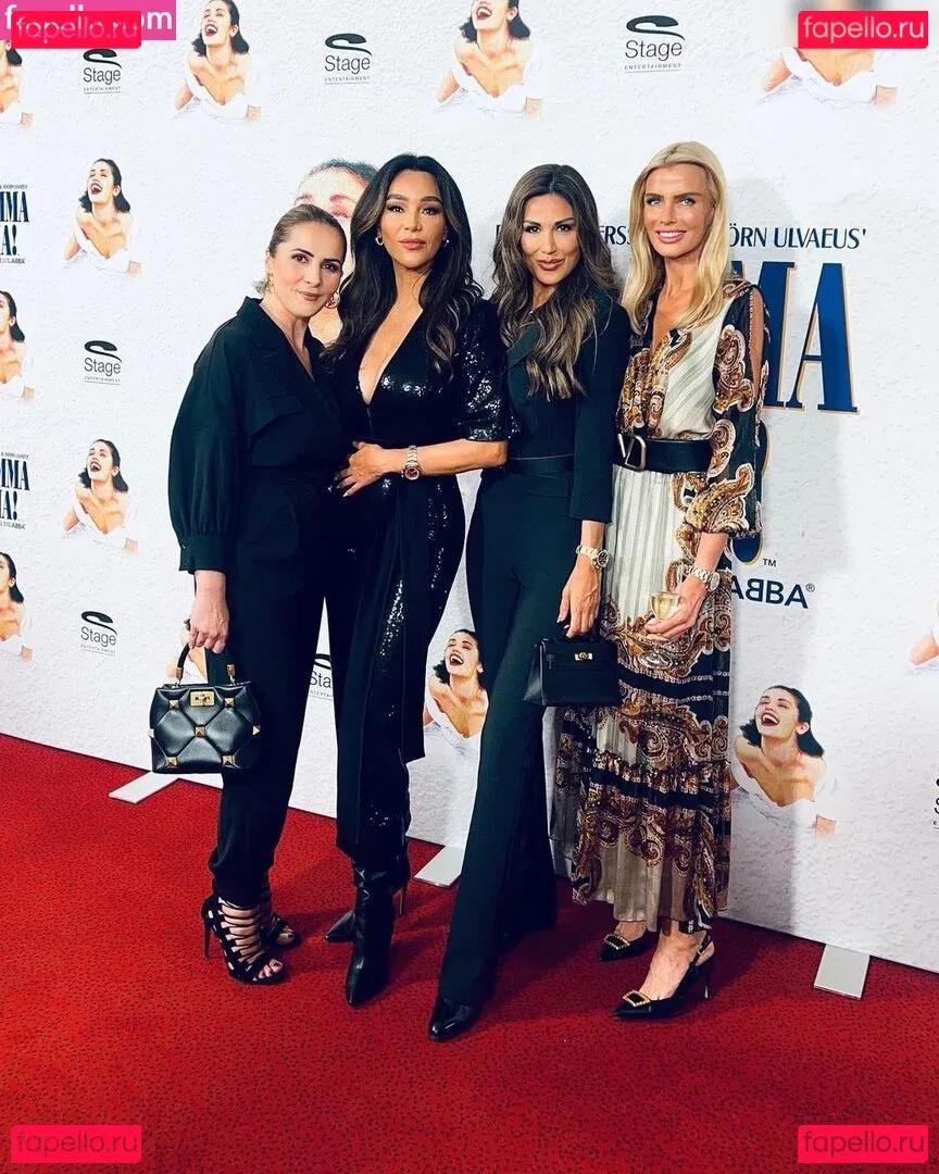 Petitey Onlyfans Photo Gallery 