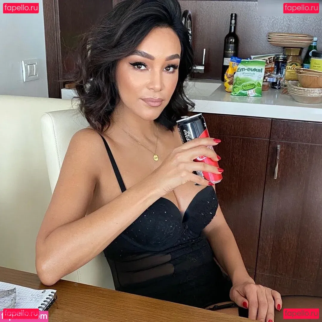 Petitey Onlyfans Photo Gallery 