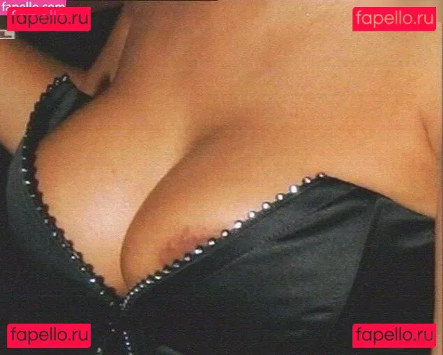 Petitey Onlyfans Photo Gallery 