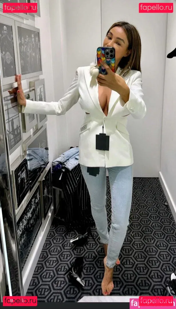 Petitey Onlyfans Photo Gallery 