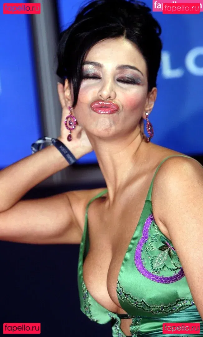 Petitey Onlyfans Photo Gallery 