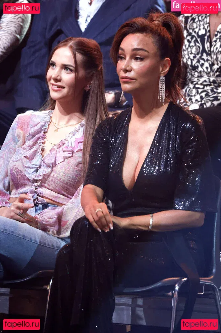 Petitey Onlyfans Photo Gallery 