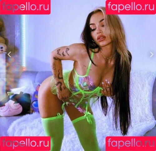 Sophia_rizou Onlyfans Photo Gallery 